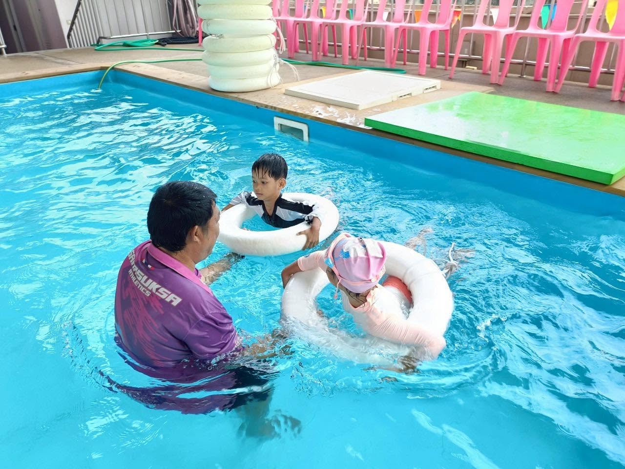หนูน้อยว่ายน้ำ - รูปที่ 9