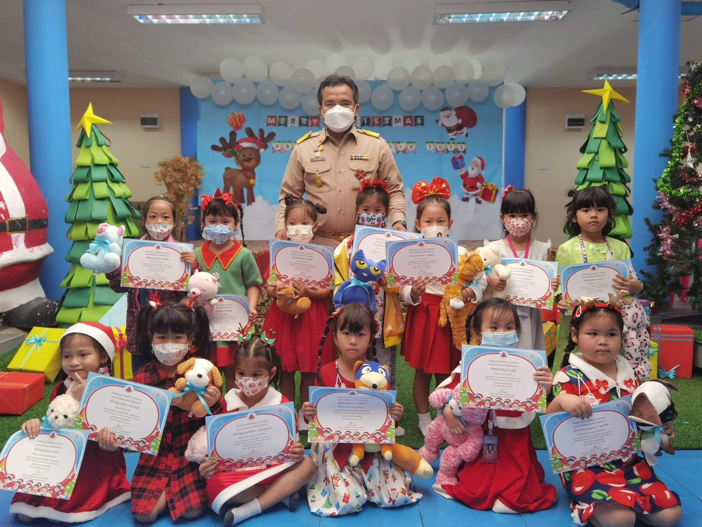 🎄🎅 Ho Ho Ho! ส่งความสุขส่งท้ายปีเก่าต้อนรับปีใหม่ 2023 แสนอบอุ่น 🎉🎁 - รูปที่ 9