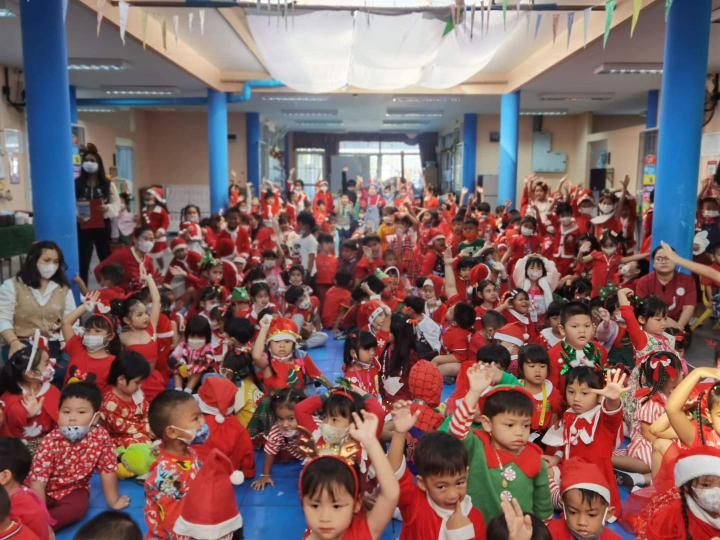 🎄🎅 Ho Ho Ho! ส่งความสุขส่งท้ายปีเก่าต้อนรับปีใหม่ 2023 แสนอบอุ่น 🎉🎁 - รูปที่ 15