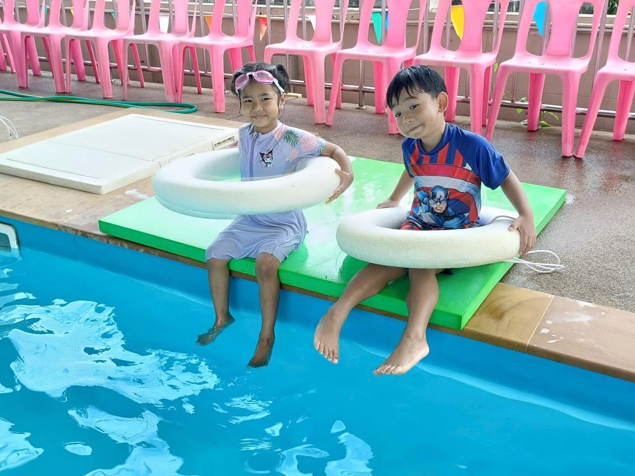 หนูน้อยว่ายน้ำ - รูปที่ 4